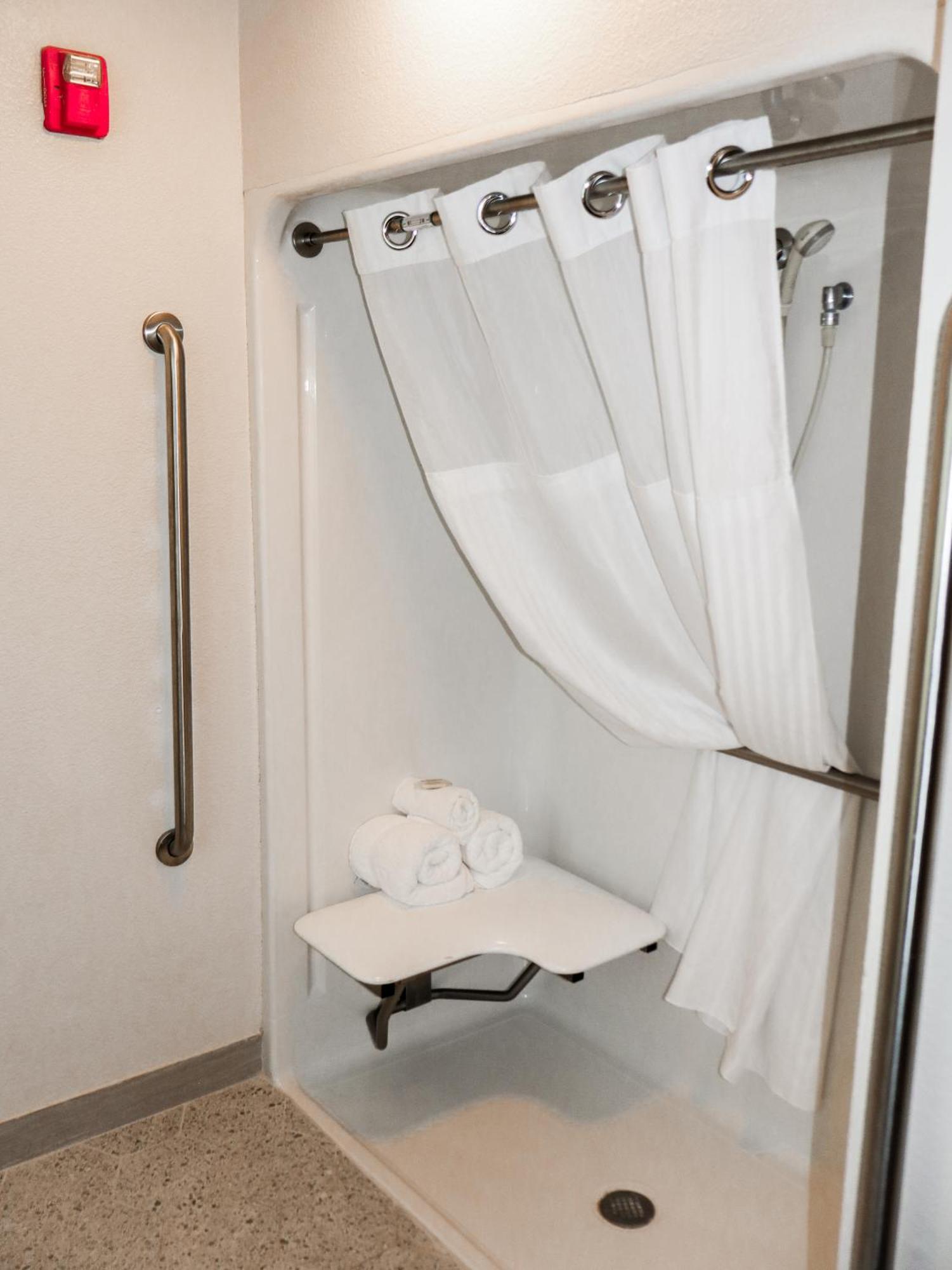 Travelodge By Wyndham Rapid City - Black Hills Extérieur photo